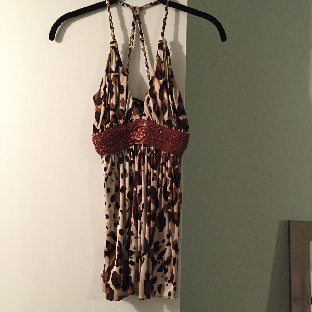 Sky Deep V Top